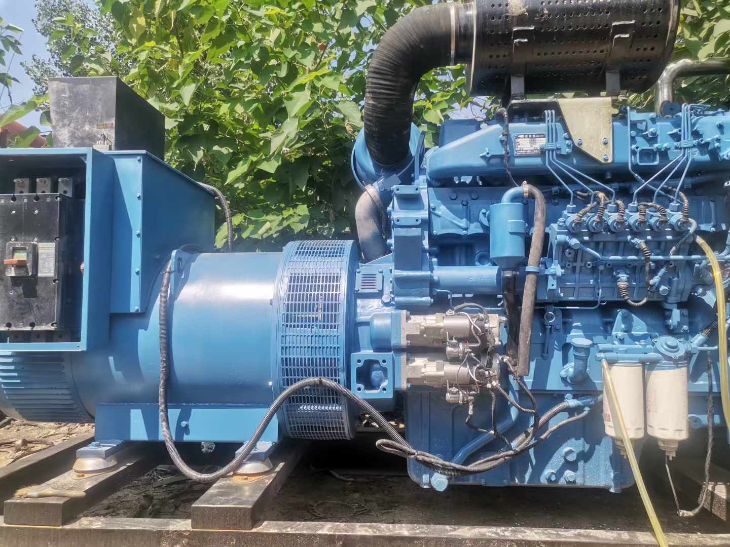 鸡东详细说明降低 800kW 柴油发电机输出电流波动的方法