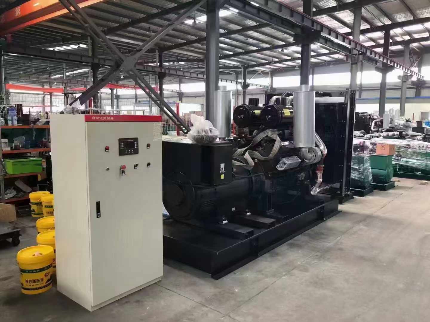 鸡东发电机2000kVA 负载需要多大的电缆？