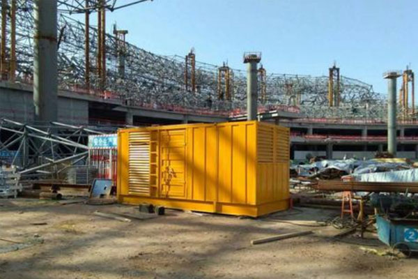 鸡东发电机出租如何判断空气滤清器是否需要更换？